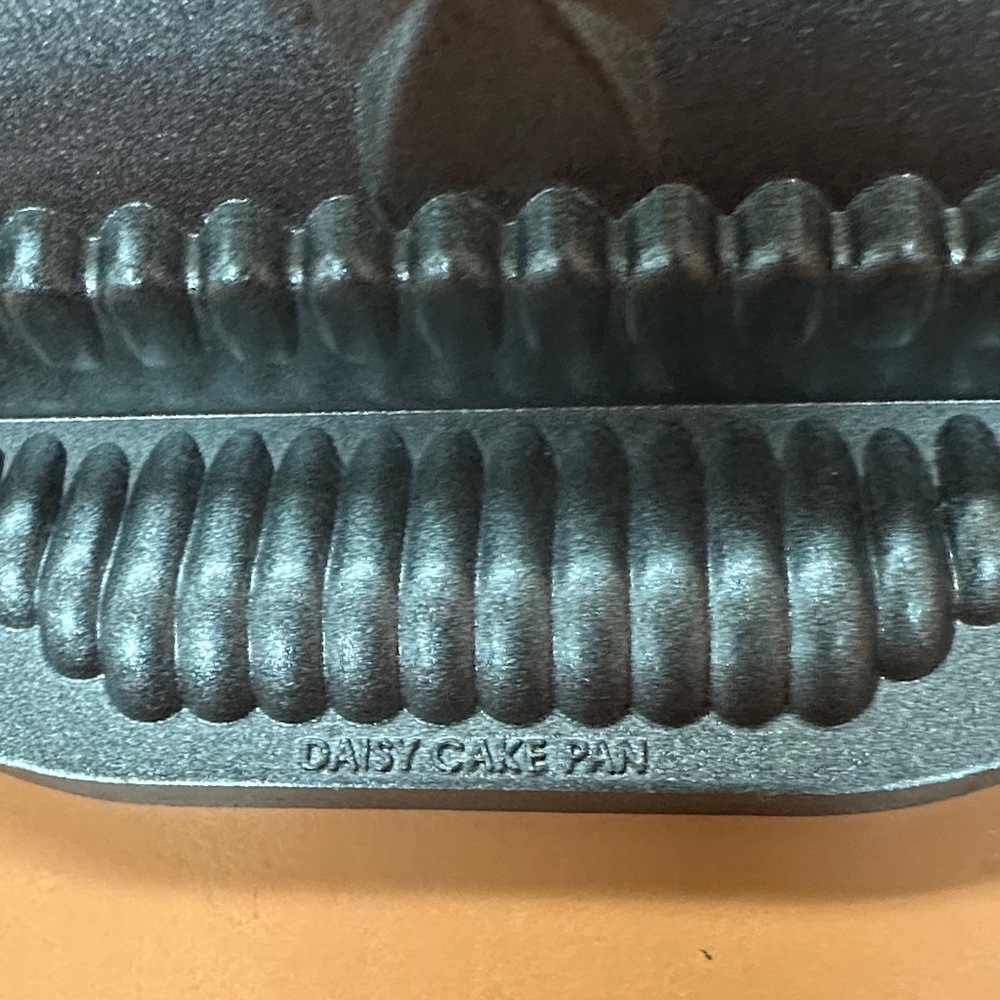 Nordic Ware Metallic Gray Decorative Cast Aluminum - Picture 3 of 7